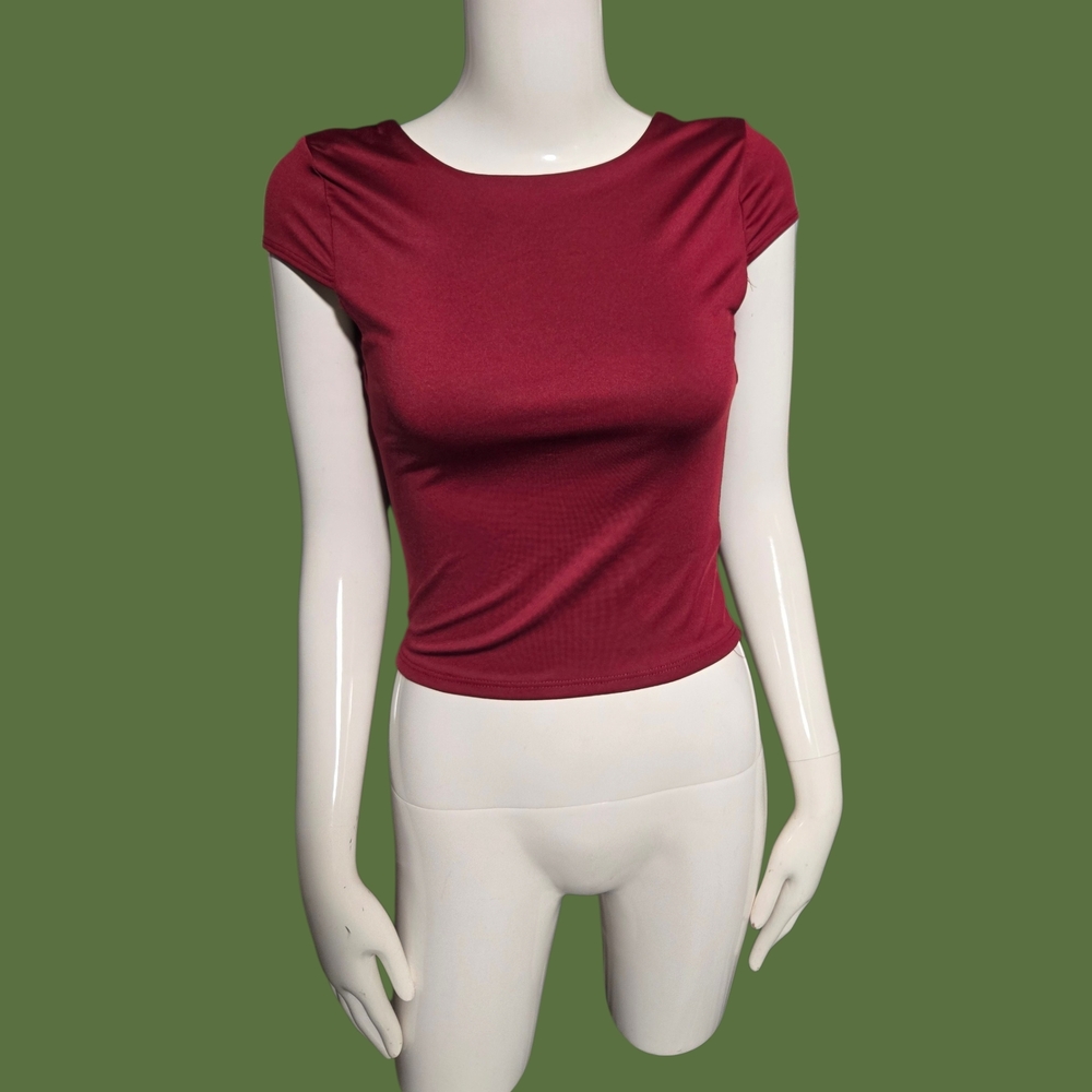 Women's Burgundy Short Sleeve Scoop Neck Top